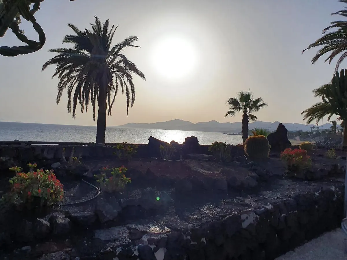 Atalaya Ground Floor Poolside Apartment بويرتو ذيل كارمين
